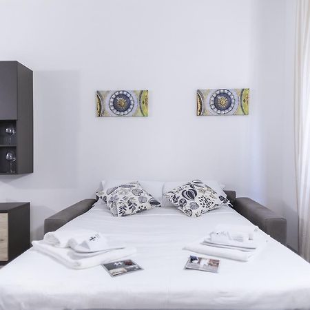 Hemeras Boutique Homes - City Center Design Flats Milano Exterior foto